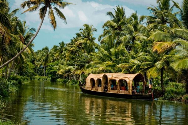 Kerala Tourism: Explore God’s Own Country Like Never Before