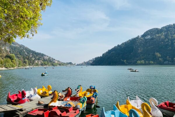 Uttarakhand Tourism: A Journey Through the Land of Gods and Natural Wonders