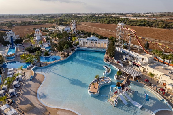 Tile Trouble to Filter Fails: A Guide to Common Pool Repairs