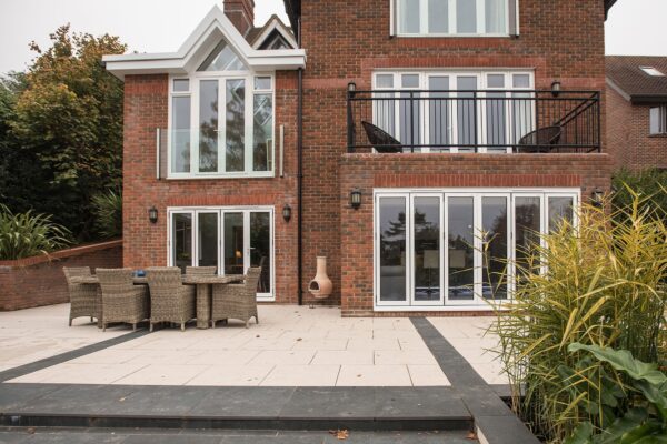 Builders in Winchester: A Complete Guide to Finding the Right Experts for Your Project