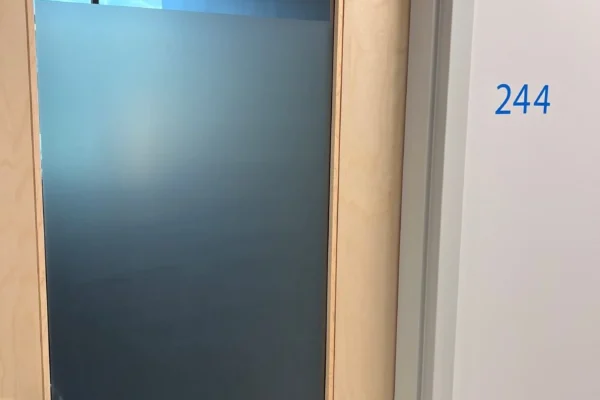 Why Vinyl Signs Are a Must-Have for Boston Businesses: Finding the Best Vinyl Printing Services Near Me