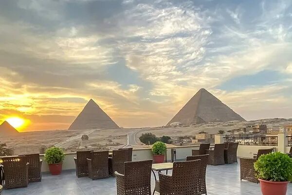 Top Tips for Planning Your Pyramids Day Trip